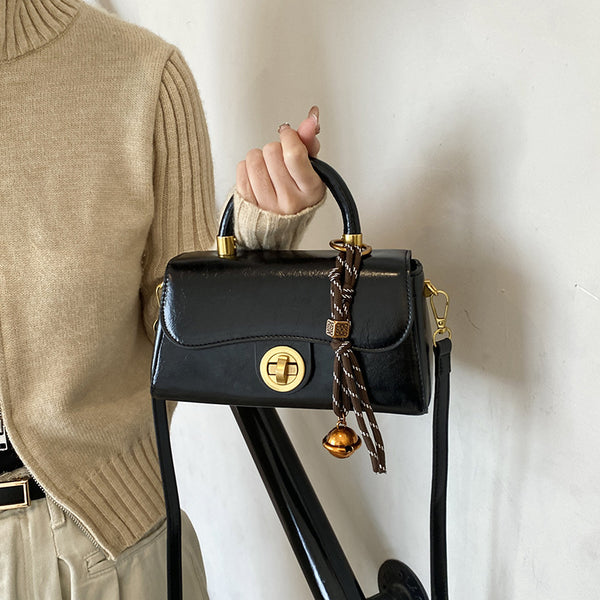 2025 New Year's Christmas fashion small square bag women's handbag red wedding bag shoulder messenger bag