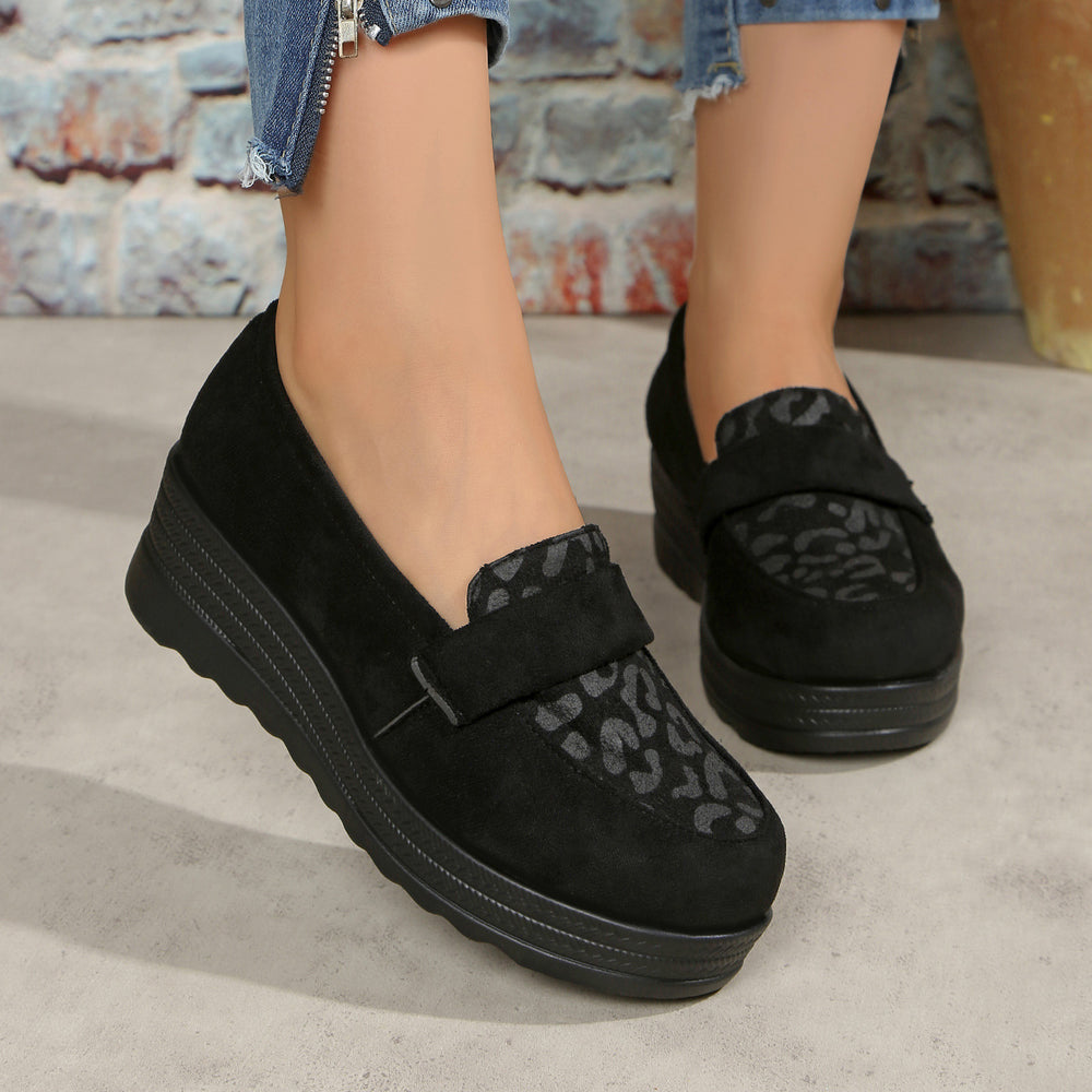 Exportnew arrival leopard print color matching thick soleflats women's retro mid-mouth plus size slip-on lazy loafers  supply