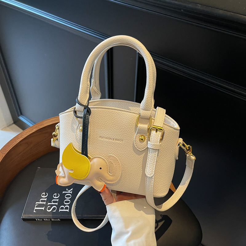 Foreign trade advanced sense small bag women's summer 2025 new Korean version ins messenger bag fashion portable bucket bag