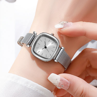 Trendy, influencer-style cross-border fashion watch for women - wholesale, petite, elegant mesh strap ladies' watch