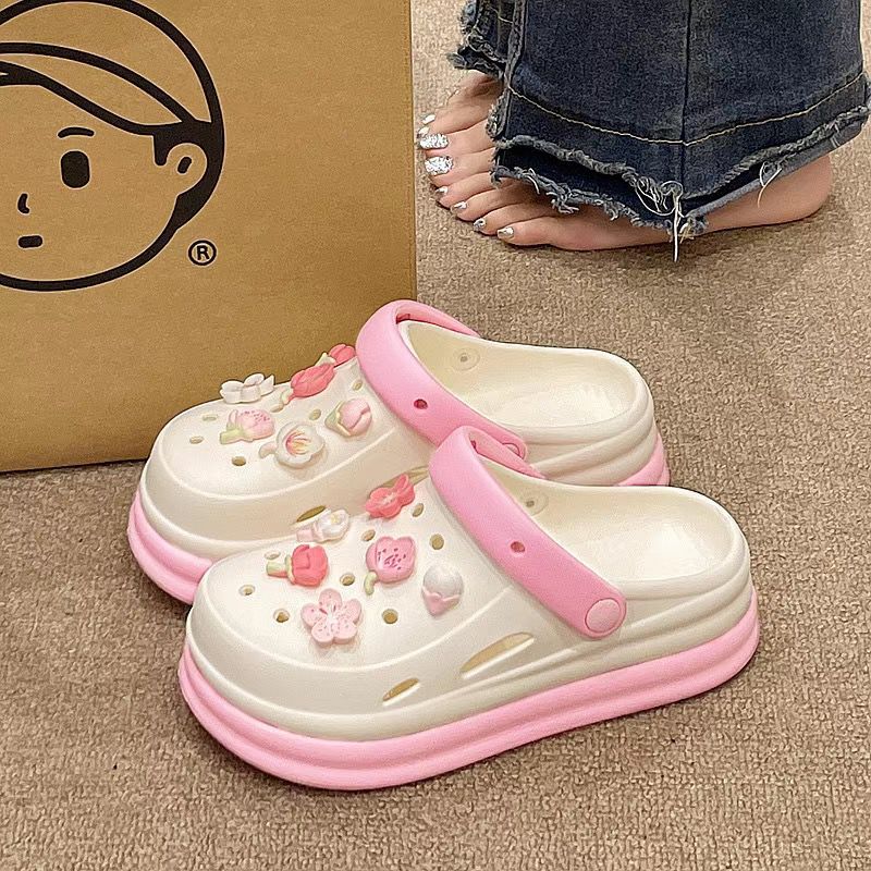 2025 summer new collection: closed-toe slides - trendy, platform, thick-soled, non-slip, wear-resistant clogs & sandals for outdoor wear