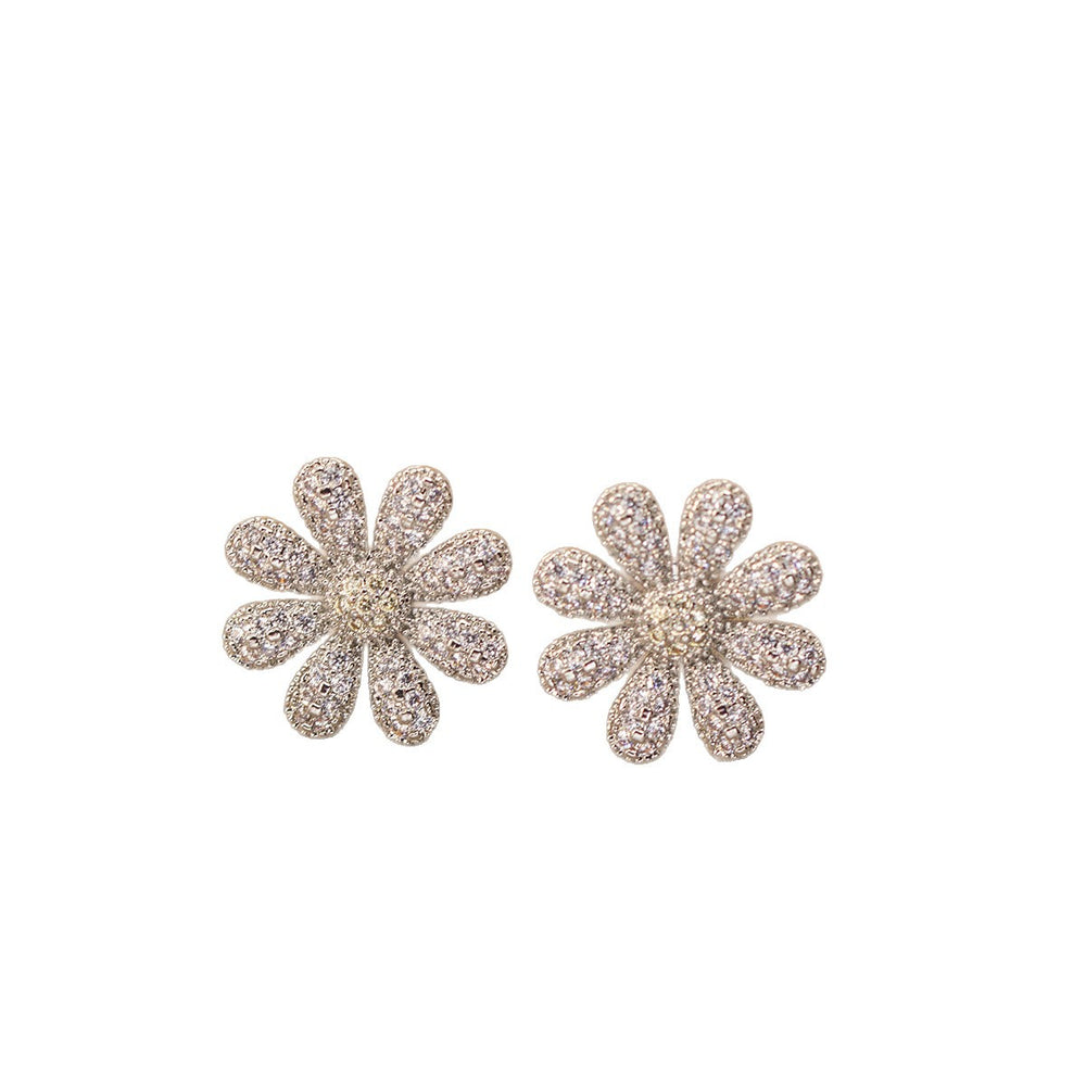 hot-selling diamond casual sunflower necklace accessible luxury niche jewelry for women with high-end sense of elegant and non-fading suit
