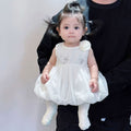 New summer style sleeveless romper dress for baby girls - perfect for 100-day celebrations, birthdays, and special occasions. features a chic mesh overlay for a princess look