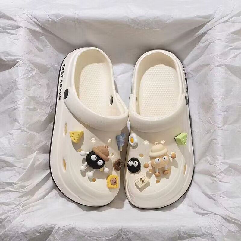 Crocs women's summer 2024 new arrival outwear beach seaside non-slip slippers nurse baotou step on shit sandals