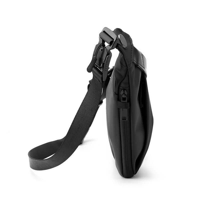 Cross-border new men's large-capacity shoulder messenger bag business leisure breast bag digital storage bag close-fitting anti-theft bag