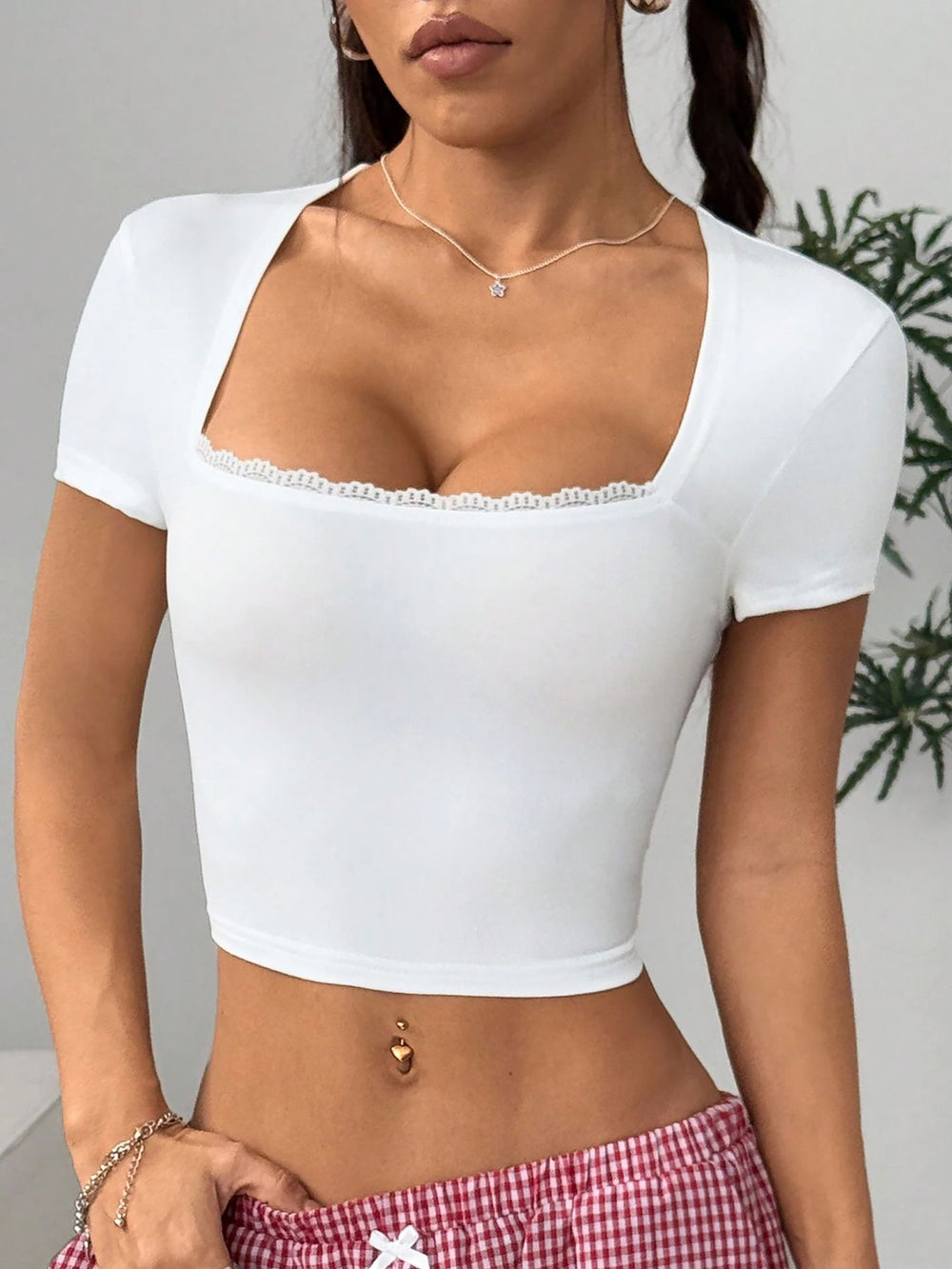 Pre-sale 73322 european and american cross-border lacepatchwork short-sleeved navel-baring tops women's summer slim short square neck t-shirt
