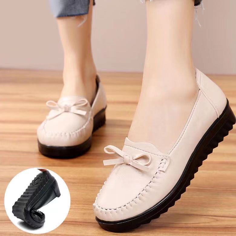Live broadcast dropshipping soft leather soft bottom ladieswear shoes flatsabrasion resistantwaterproofbows work shoes micro business group purchase