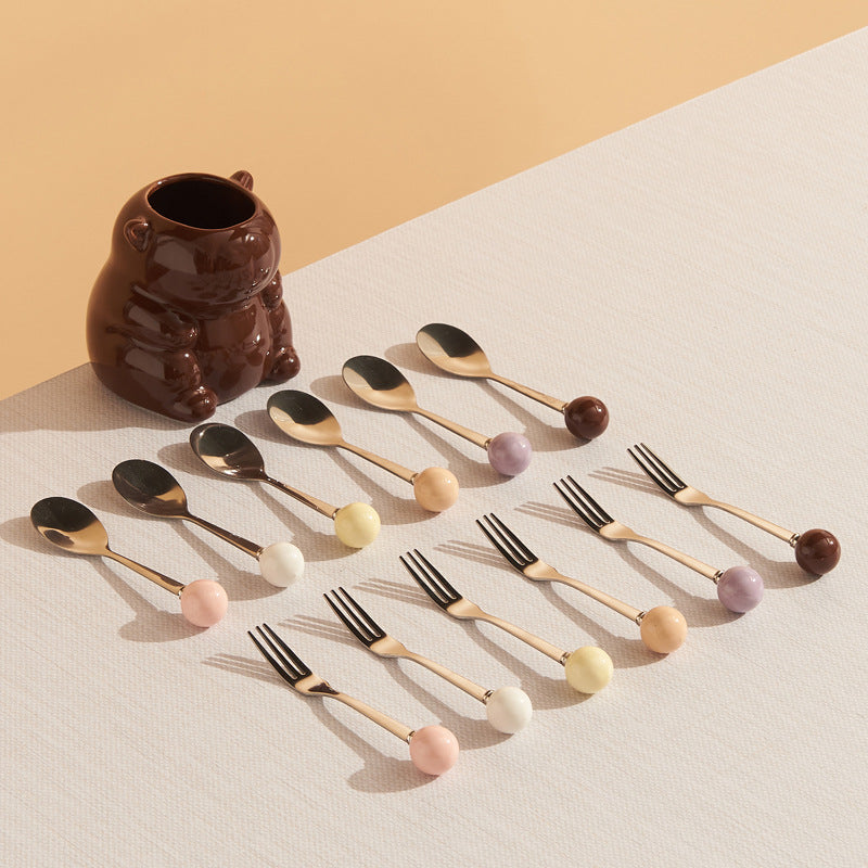 Cream style capybara ceramic fruit fork suit afternoon tea fruit fork spoon restaurant cafe fork spoon wholesale