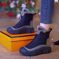 Warm and cozy snow boots: new autumn/winter women's cotton shoes, fleece-lined, extra thick, fashionable, versatile, thick-soled, height-increasing women's martin boots