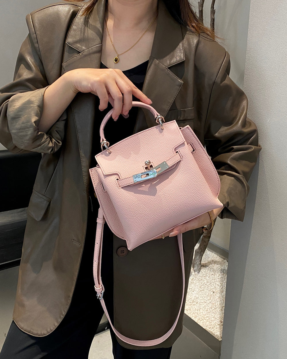 First layer cowhide kelly bag 2024 cross-border new arrival women's bag fashioneasiest for matchretro bag shoulder crossbody genuine leather bag