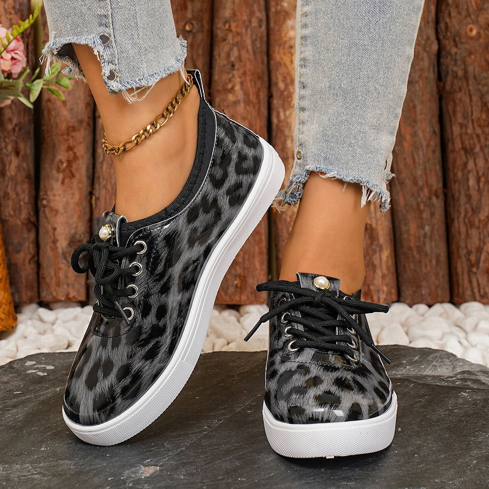 Export cross-border plus sizenew arrival leopard print thick sole sneakers women's waterproofnon-slip sports casual shoes tie backflats