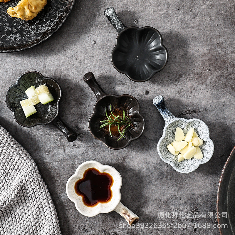 Japanese retro ceramic plate - minimalist plum blossom dish with handle, mustard sauce saucer, hotel-style sauce and condiment dish - wholesale