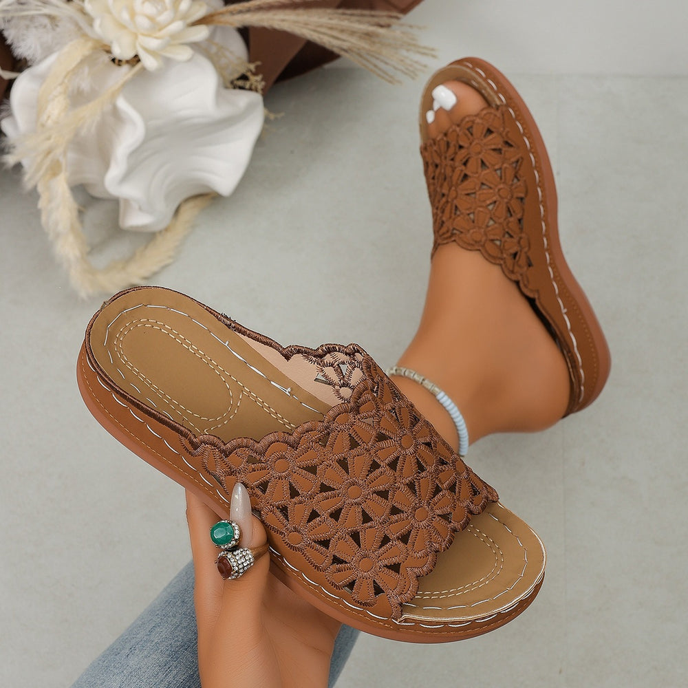 summer new arrival: plus-size women's casual comfort floral cutout slip-on flat sandals - wholesale