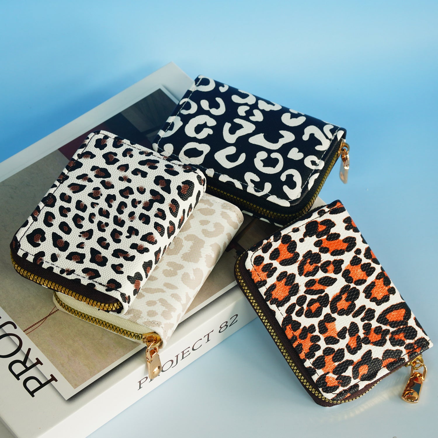 Personalized leopard print card bag, multi-functional change bag, organ-style small and exquisite large-capacity card holder, credit card holder.