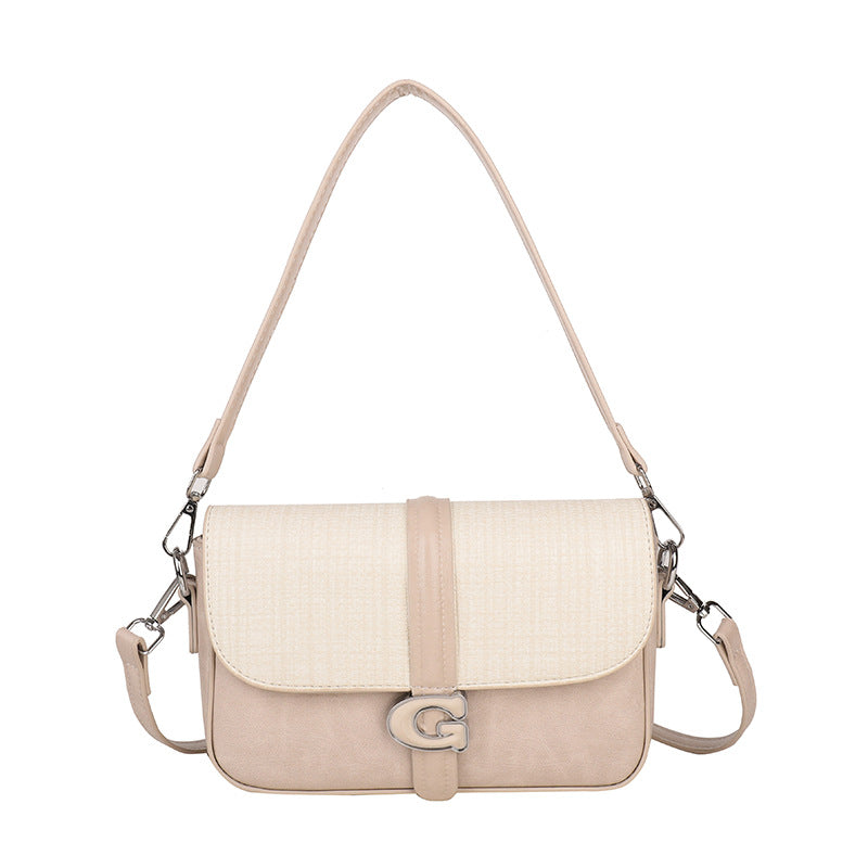 Fashion bag women's new Korean version of casual commuting simple shoulder bag high sense versatile foreign style portable messenger bag