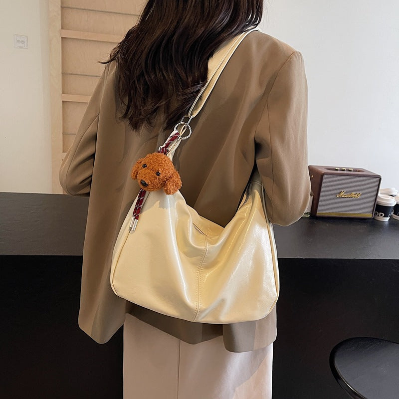 Fashion oil wax leather casual bag women's 2025 new high-end commuter messenger bag large-capacity simple tote bag