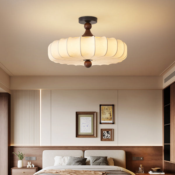 Bedroom light French medieval style master bedroom room light retro eye protection wabi sandy wind solid wood fabric study ceiling lamp