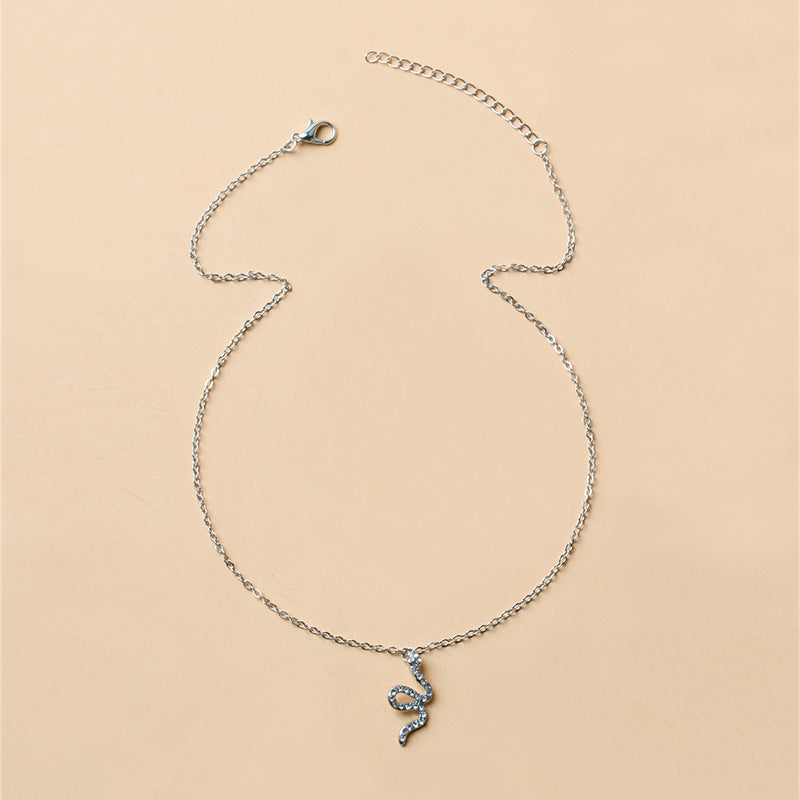 Snake necklace women's niche design clavicle chain accessible luxury necklace insfashioneasiest for match ring necklace suit accessories
