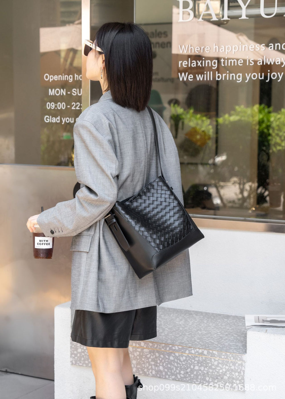 2024 spring/summer fashion crossbody shoulder bag - woven bucket bag - versatile commuter tote with large capacity