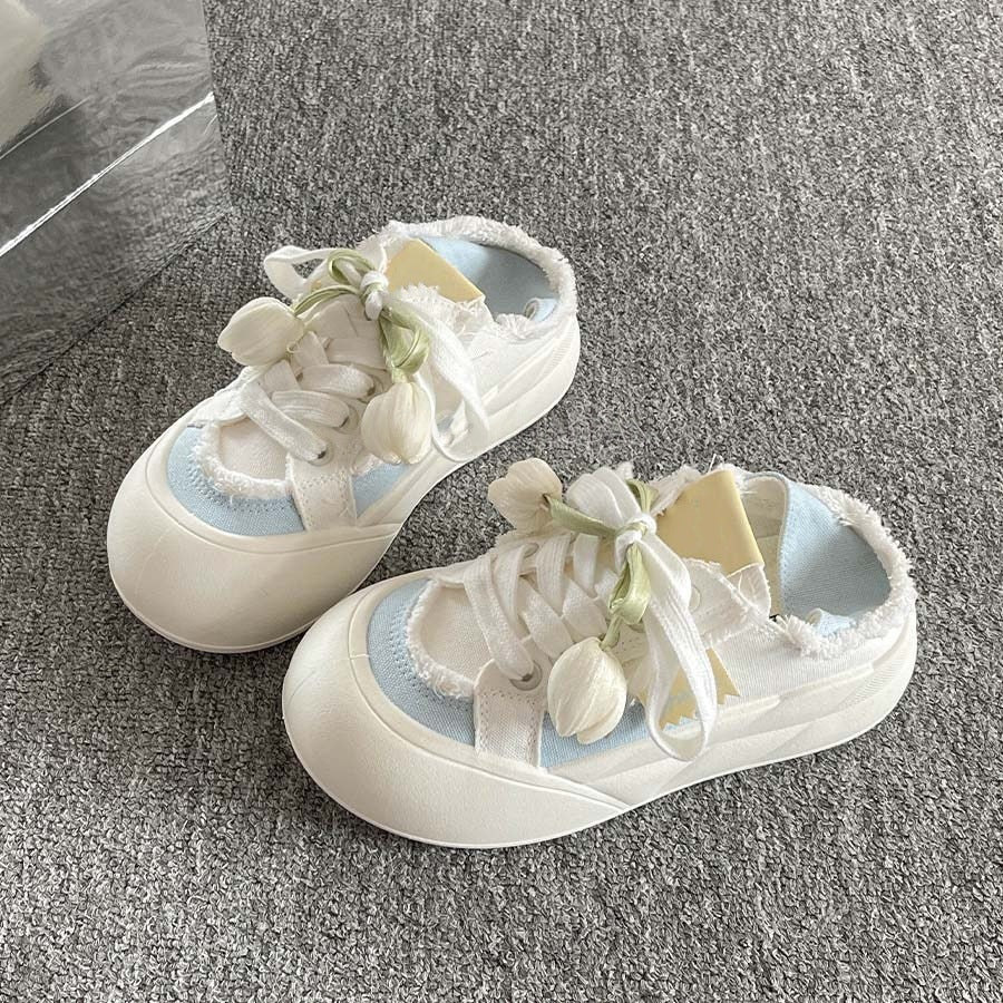 Two-way slip-on chunky sole canvas sneakers for women, 2026 new spring and autumn style, student white sneakers, bread shoes for women
