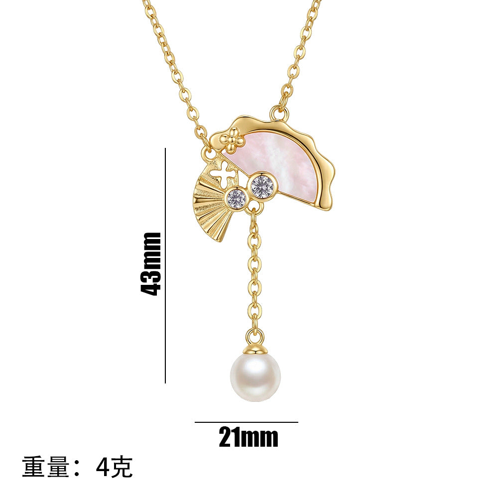 Fashionstylish micro-embedded fan pearl necklace for women casualaccessible luxuryeasiest for matchpopular popular niche clavicle chain jewelry
