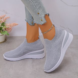 spring/autumn new arrival: plus-size wedge heel single shoes for women, sizes 36-43. wholesale available. dropshipping to  and