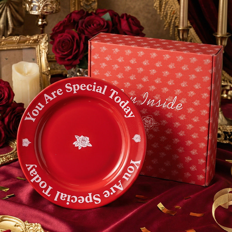 Minimalist chic premium gift: red ceramic plate - perfect housewarming present, cross-border bestseller, rose plate