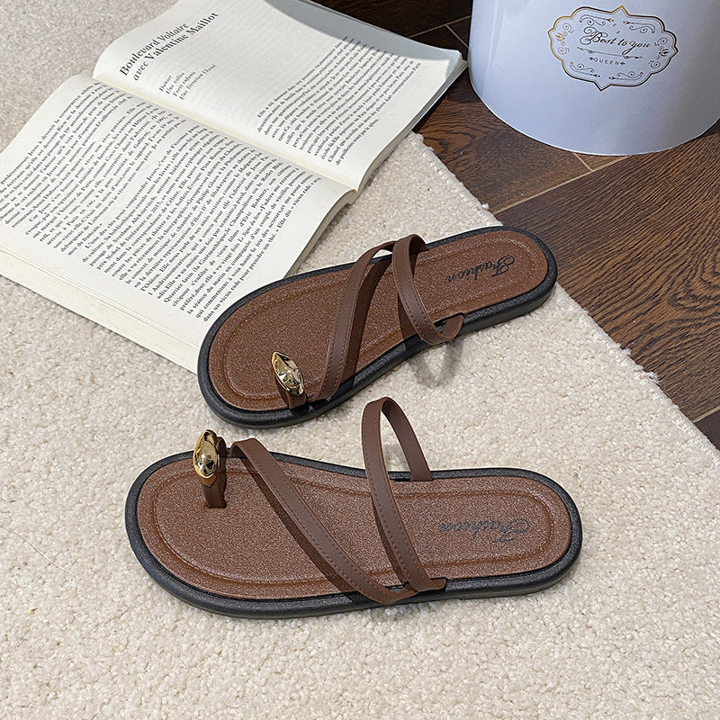 2024 new women's thong sandals - summer outdoor wear, fairy style, new flat anti-slip design, perfect with skirts, soft sole, single strap