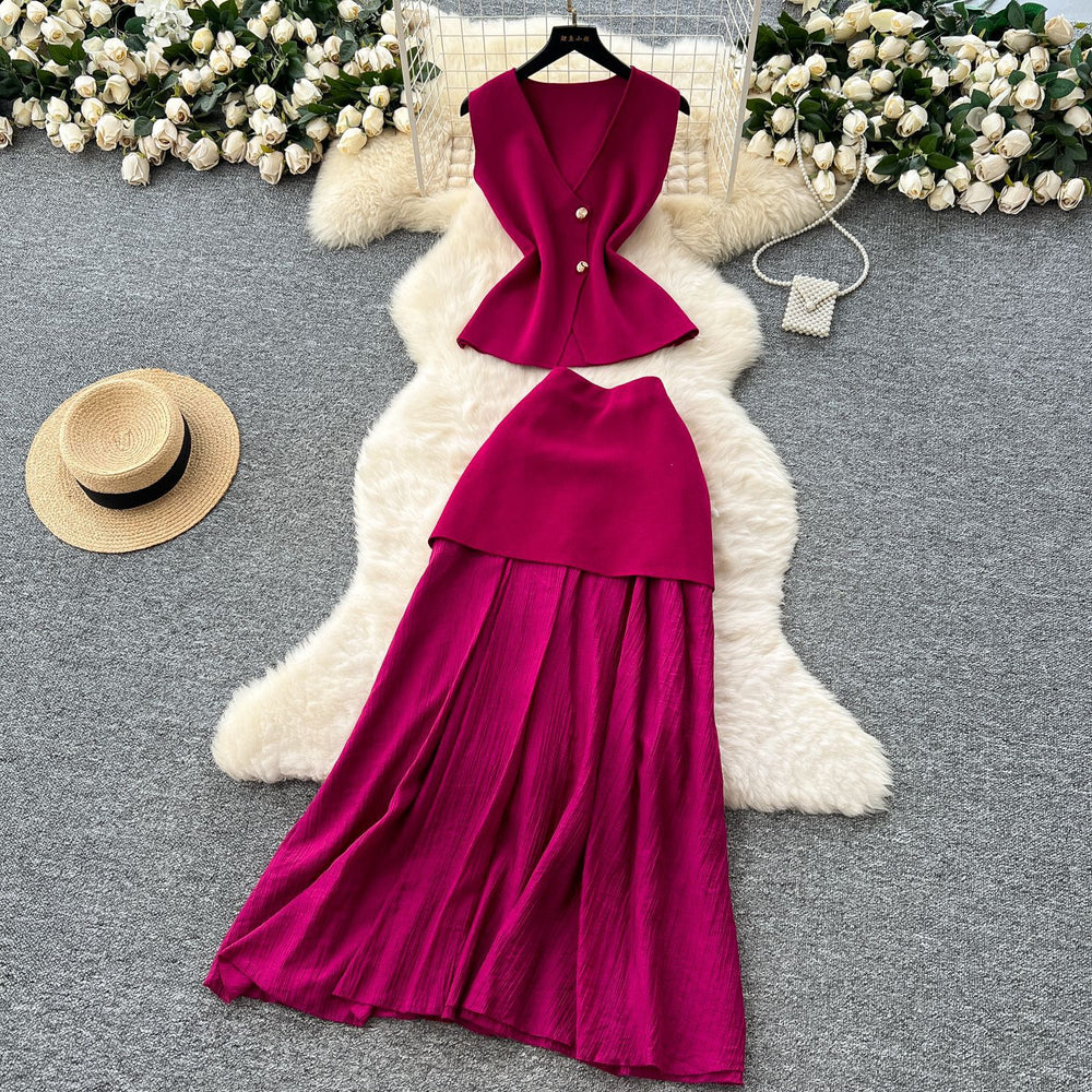 Elegant two-piece summer outfit: high-end sleeveless knit top & high-waisted bodycon midi skirt set