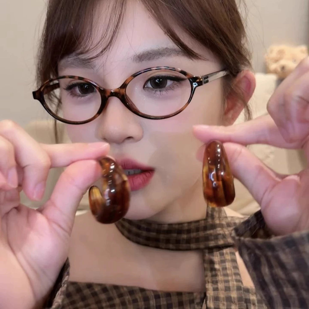 Tiktok viral: ultra-sparkling zircon earrings - women's luxury, unique, high-end hoop earrings. chic, sweet & edgy, influencer-approved, exquisite clip-on earrings