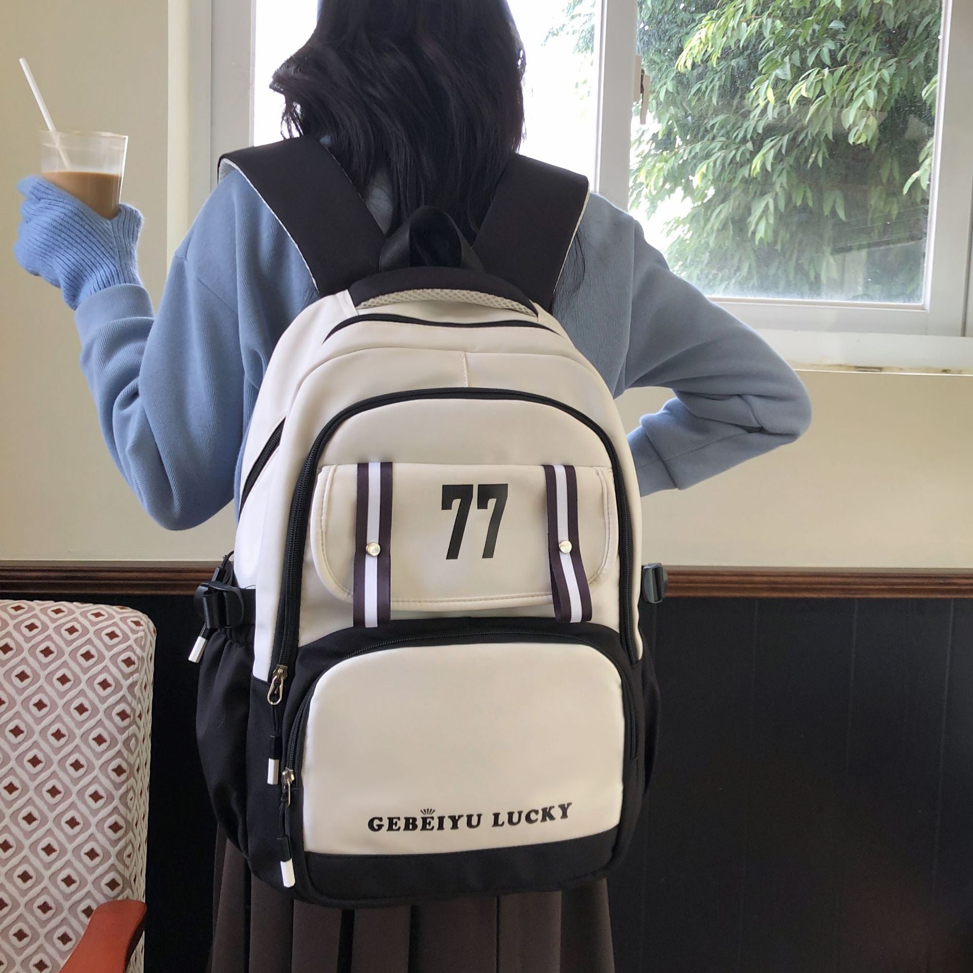 New primary and secondary school children's schoolbag Korean version large-capacity student campus backpack waterproof travel computer backpack