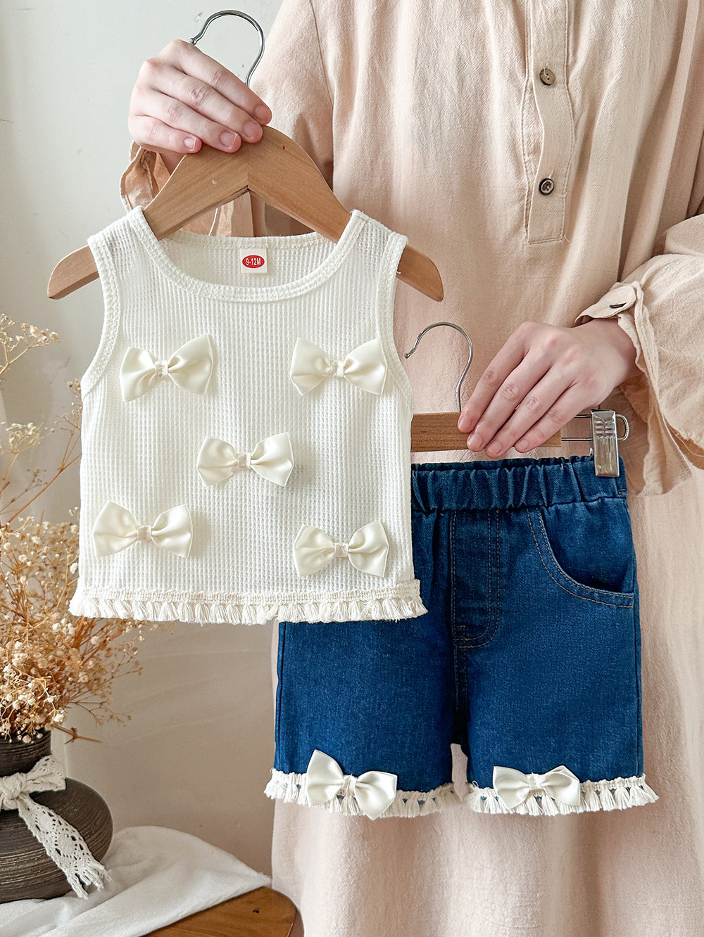 hot-selling girls' designer ribbed top with bow detail + lace-trimmed denim jeans two-piece set