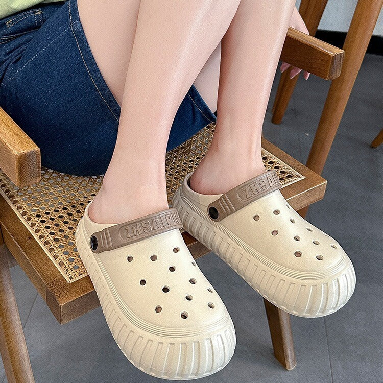 Crocs women's summer outwear 2024best selling thick sole heightening beach non-slip toe cap sandals women's new arrival