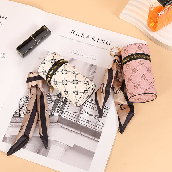 Cross-border new keychain pendant presbyopia Internet celebrity pendant fashion mouth red envelope creative fashion portable Internet celebrity versatile