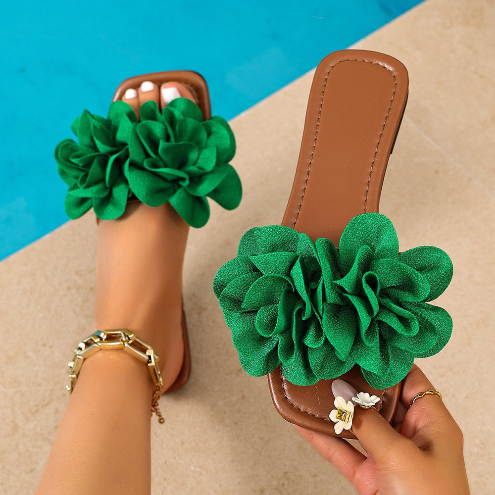 Wholesale women's plus size summer  new half-slippers: floral flat sandals, versatile one-strap slides for outdoor wear
