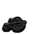 8cm thick sole wedge flip flops women's summer outwear thick sole stomping on shit feeling 2025 new summer sandals