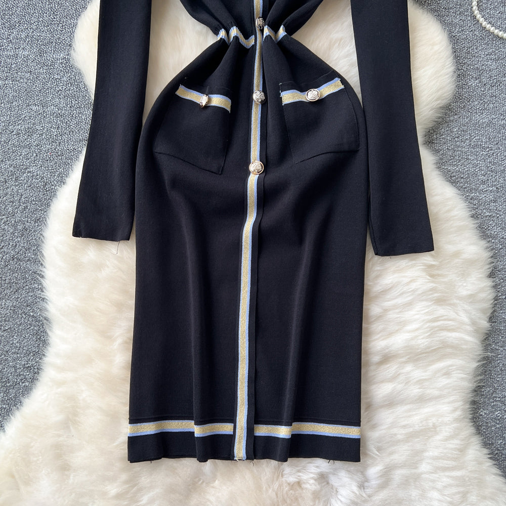 Fall and winterfrenchclassy small fragrant round neckcontrast color metal buckle waist slimming lookelegant inner sweaterdress