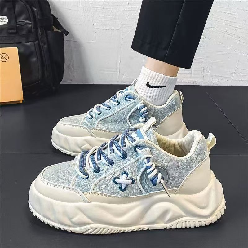 Niche men's shoes winter breathable easiest for matchthick sole bread shoes men non-slip hidden heelcasual dad sports trendy shoes