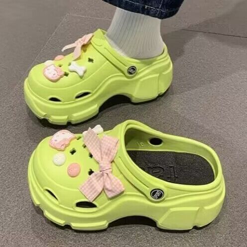 Crocs women's summeroutwear feeling of stepping on shit, thick sole non-slip 2024 new arrival beach toe sandals and slippers summer