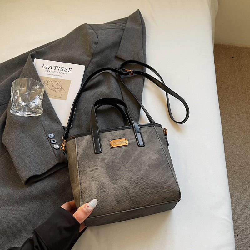 Retro trendy underarm bag women's 2025 autumn and winter new fashionable large-capacity tote bag commuter casual women's bag