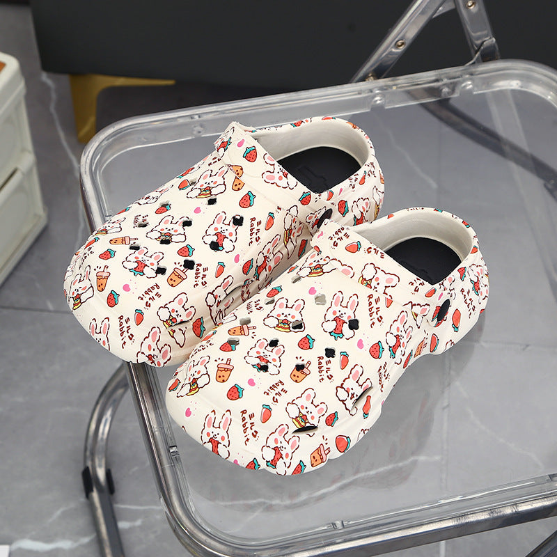 2025 summer new women's clogs - cute cartoon print, closed-toe, chunky sole, girly beach sandals