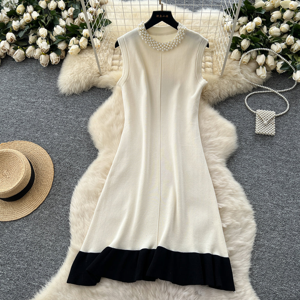 Summer chic: beaded, sleeveless, slim-fit knit dress - french style color block sweater dress for women