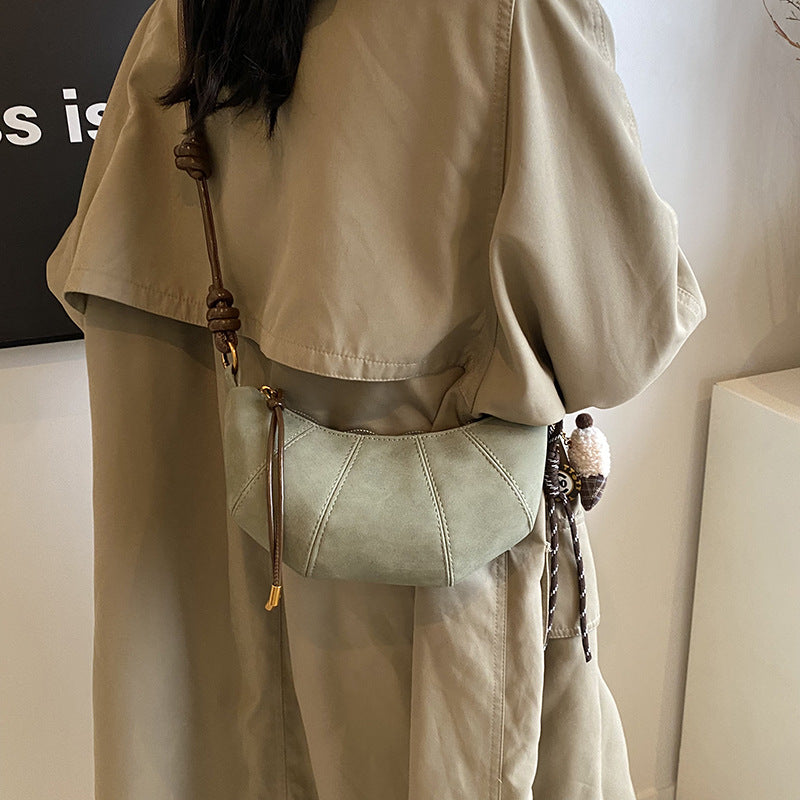 Retro casual dumpling bag women 2025 new autumn trend versatile shoulder bag niche fashion versatile messenger bag