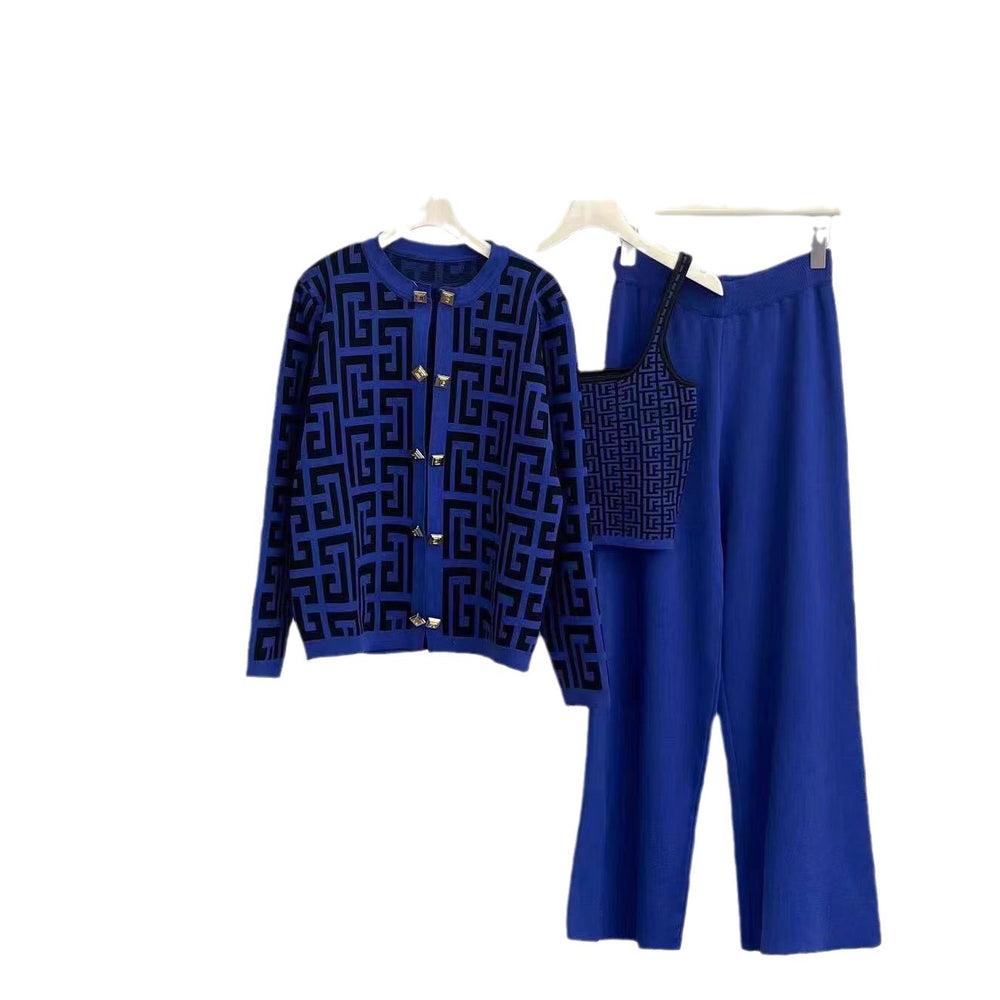 European autumn/winter women's fashion 2024 new arrival: high-end casual chic, age-defying knitted sweater three-piece set