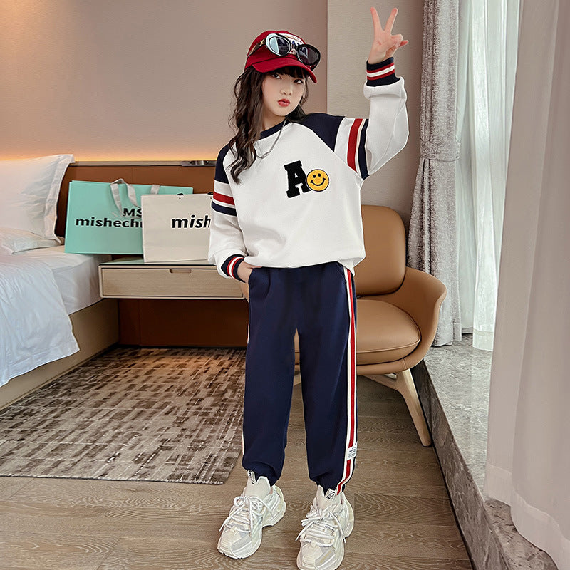 Girls' spring outfit set : trendy and stylish kids' fashionable activewear, popular online, two-piece set for older girls, spring and autumn