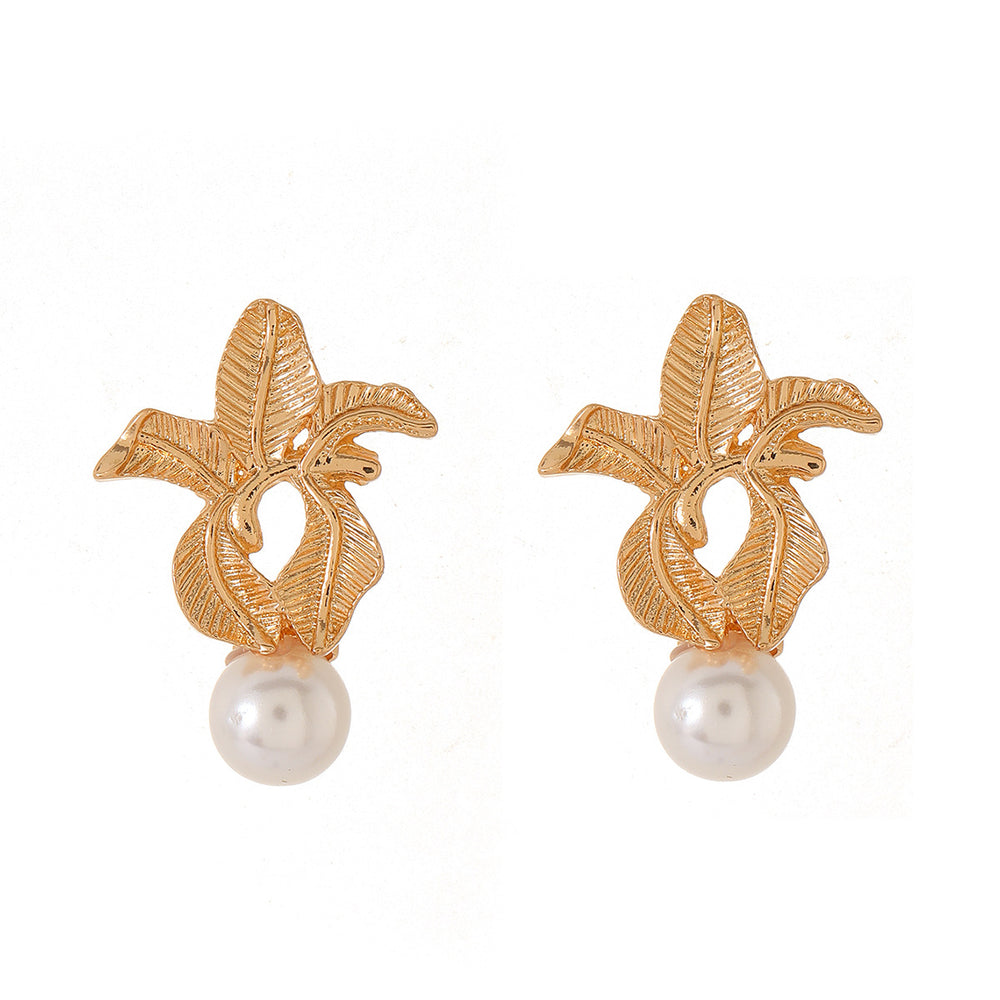 Wholesale autumn/winter earrings: european and american cross-border minimalist style earrings for women - unique, hollowed-out, statement, high-end dangle earrings