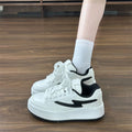 Vintage niche breadboard sneakers women's ins trendy 2026 autumn new student white shoes versatile athletic casual shoes