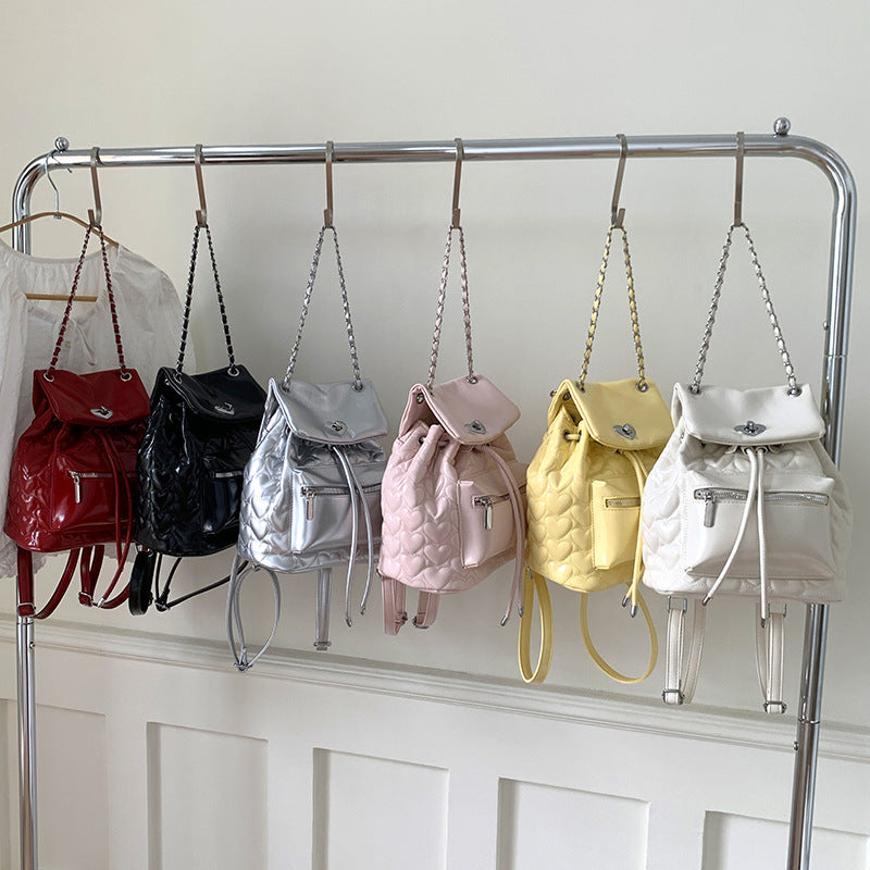 Niche texture backpack bag women's 2025 new student commuter backpack fashionable versatile ins fashionable bucket bag