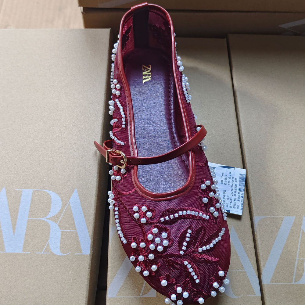 Za's 2025 new women's flat mary jane shoes, featuring embroidered chinese-style closed-toe white sandals