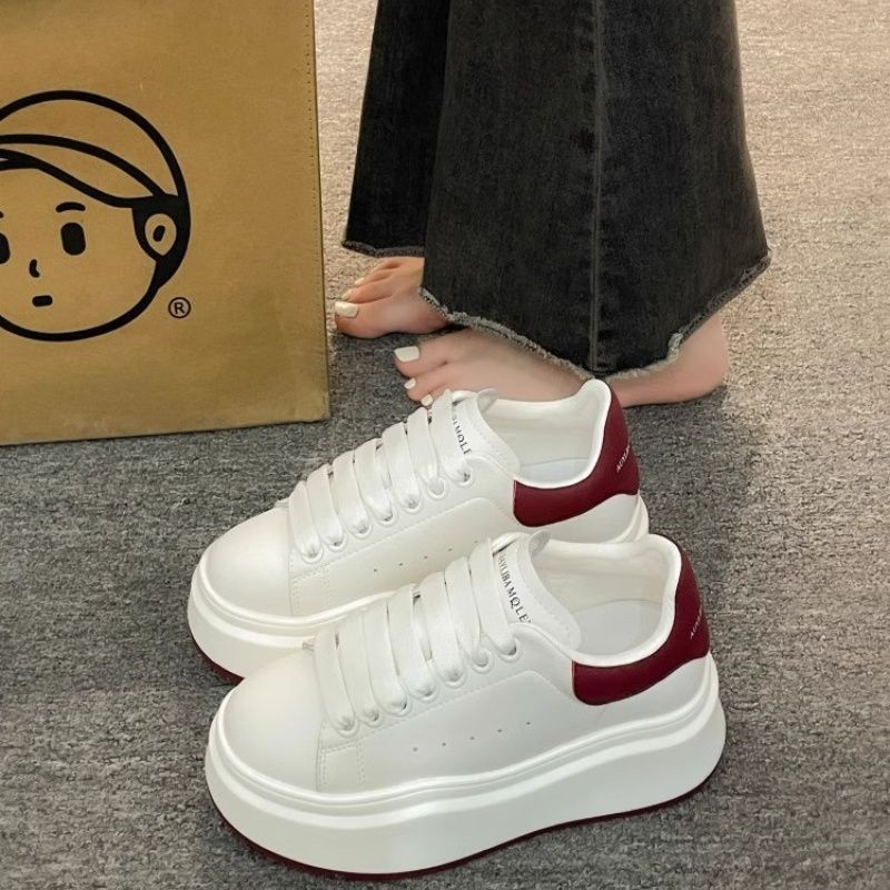 Little white shoes women's 2024 spring explosion versatile thick-soled small height-increasing shoes super fire sports casual muffin board shoes
